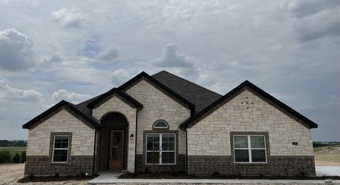 153 Hillock Ct, Decatur, TX 76234