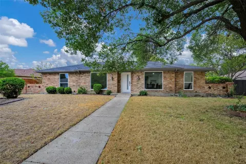 2613 Pin Oak Ln, Plano, TX 75075