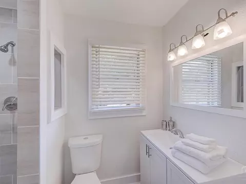 131 E Hull St, Denison, TX 75021 photo 13