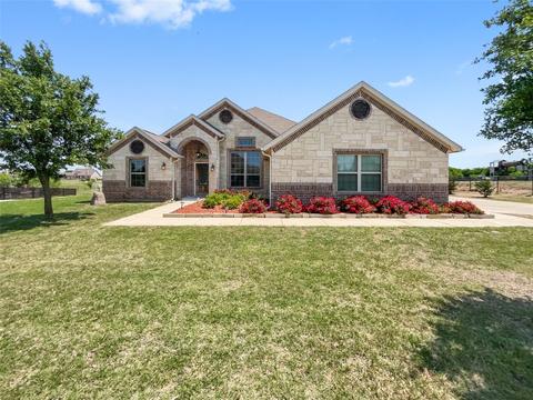 7904 Windridge Dr, Godley, TX 76044