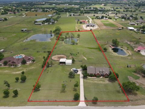 116 Meadow Crest Rd, Fort Worth, TX 76108