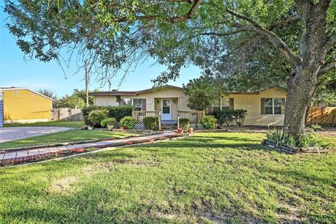109 King Rd, Hackberry, TX 75036 photo 2