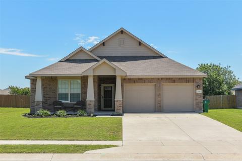 218 Belgian St, Waxahachie, TX 75165