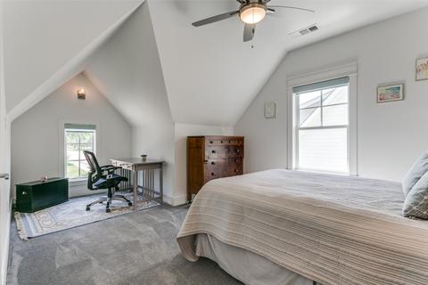 707 E Wall St, Grapevine, TX 76051 photo 26