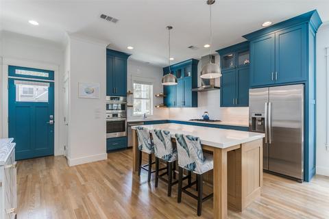 707 E Wall St, Grapevine, TX 76051 photo 13