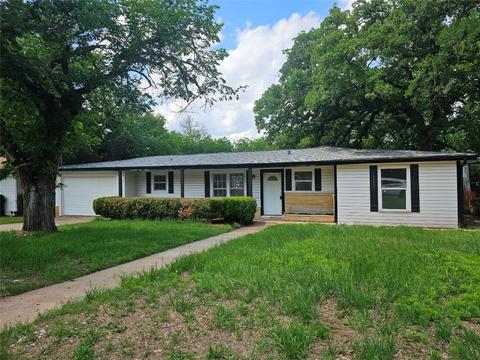 311 19th St SE, Mineral Wells, TX 76067