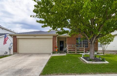 1319 Pheasant Dr, Sherman, TX 75092