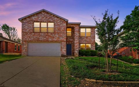 1212 Golden Sand Dr, Denton, TX 76210