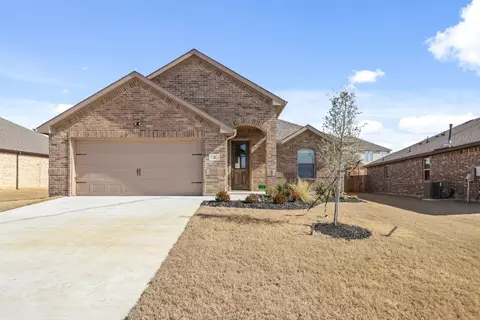 3 Mockingbird Ln, Sanger, TX 76266