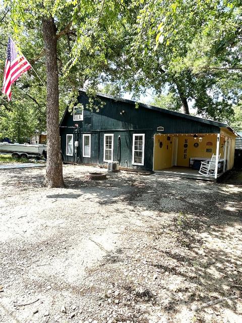 136 Private Road 7708, Emory, TX 75440