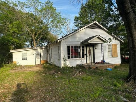 736 N Cypress St, Vivian, LA 71082