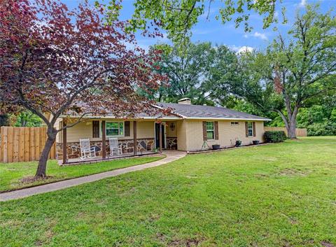 900 N Waldrip St, Grand Saline, TX 75140