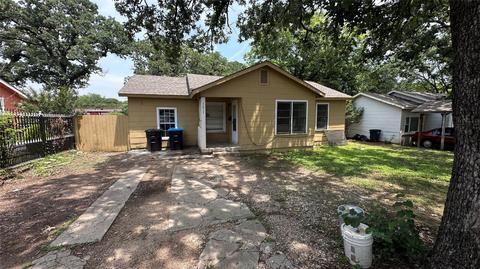 3613 Wilbarger St, Fort Worth, TX 76119