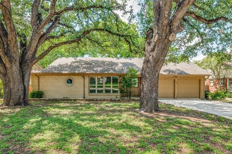 3956 W Spurgeon St, Fort Worth, TX 76133
