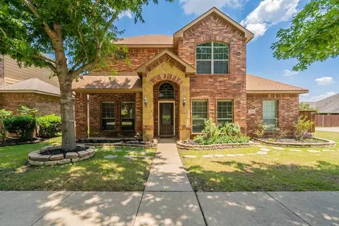 206 Happy Ln, Red Oak, TX 75154