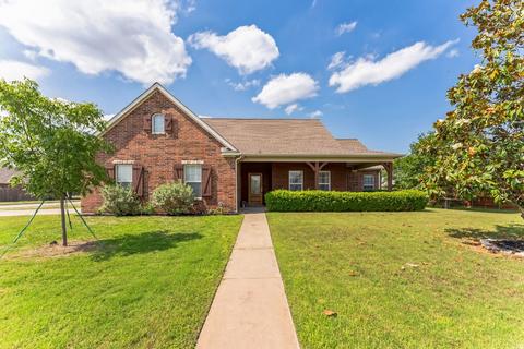 412 Autry Blvd, Gunter, TX 75058