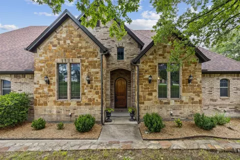 7336 Brady Oaks Dr, Fort Worth, TX 76135