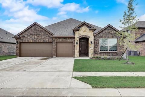 2717 Madera Canyon Rd, Aubrey, TX 76227