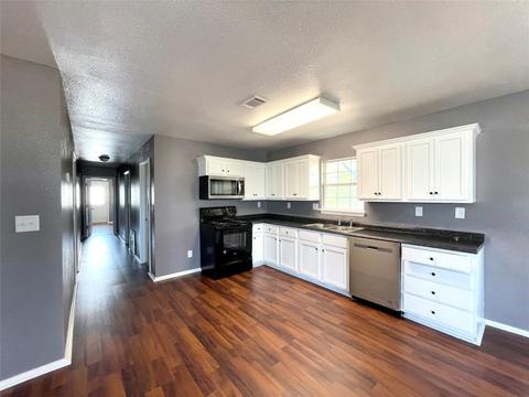 430 Apache, Quitman, TX 75783 photo 3