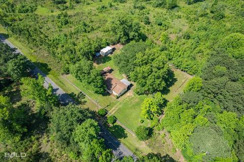 2764 Dement Rd, Doyline, LA 71023