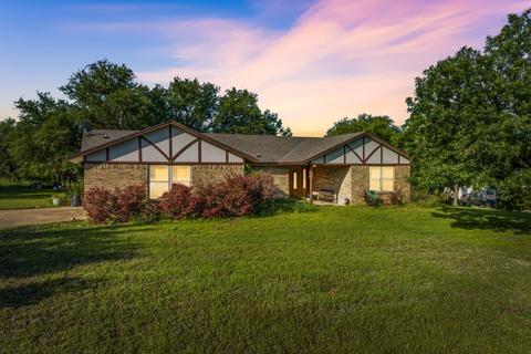 601 Rolling Hills Rd, Gatesville, TX 76528