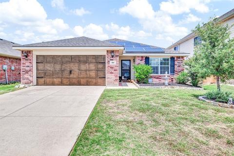 404 Emerald Creek Dr, Fort Worth, TX 76131