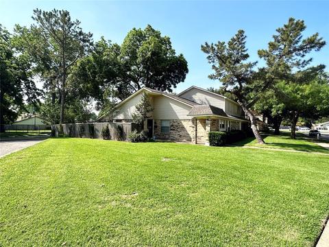 4818 Redwood Dr, Garland, TX 75043