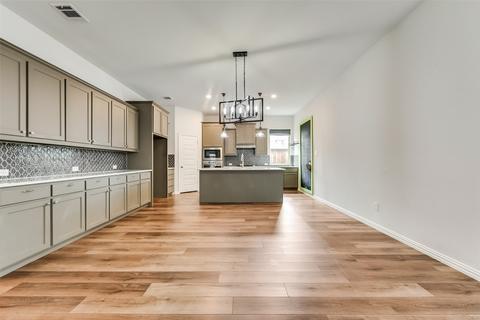 404 Laughlin Ln, Celina, TX 75009 photo 11