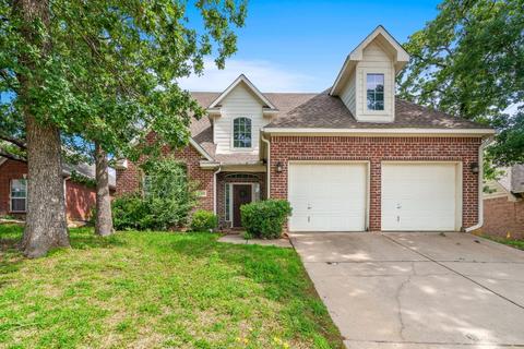 523 Mattie Ln, Lake Dallas, TX 75065