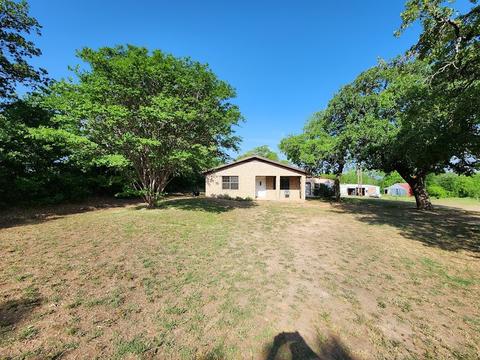 2190 Hwy 2247, Comanche, TX 76442
