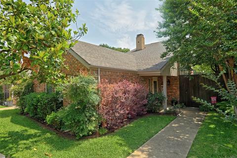 1952 Country Club Dr, Plano, TX 75074