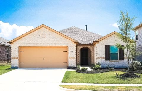 912 Brock Dr, Aubrey, TX 76227