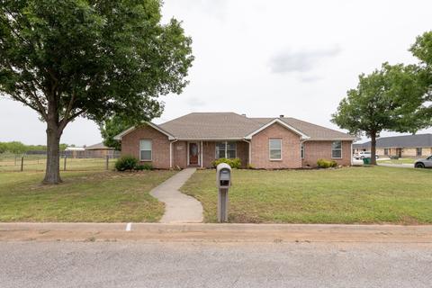 1441 Saddle Trl, Henrietta, TX 76365