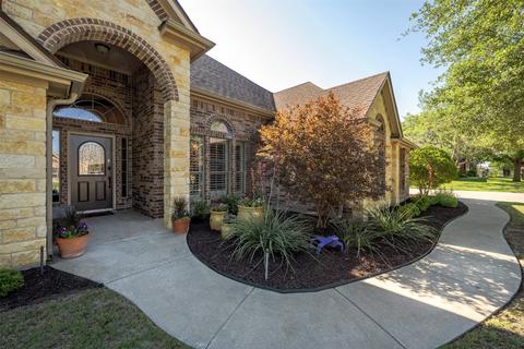 122 Holmes Ln, Weatherford, TX 76085