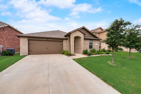 2415 Anton Dr, Forney, TX 75126