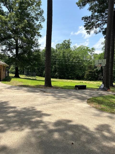 406 Meadow Creek Dr, Springhill, LA 71075 photo 4