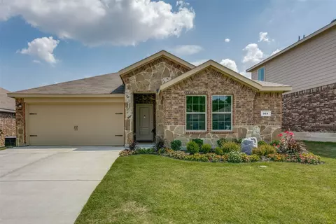 924 Juno Ln, Denton, TX 76209