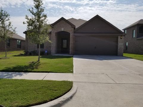 1041 Maidenhair Ln, Crowley, TX 76036