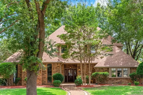 2720 Safari Cir, Plano, TX 75025