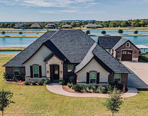 3916 Upper Lake Cir, Granbury, TX 76049