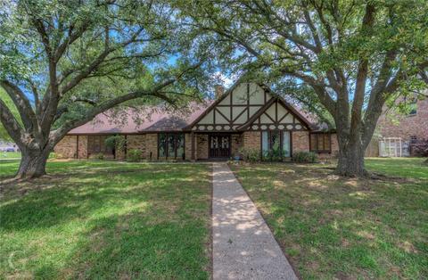 5401 Coach Rd, Bossier City, LA 71111