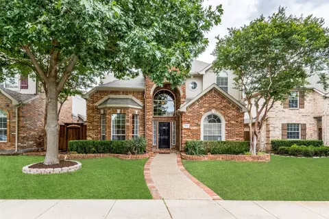 9225 Blue Water Dr, Plano, TX 75025