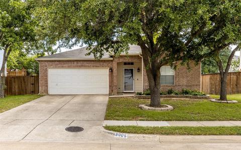 8005 Seven Oaks Ln, Denton, TX 76210