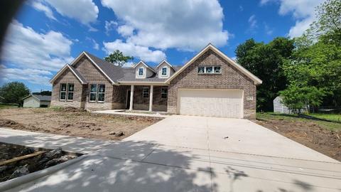2018 Morse St, Greenville, TX 75401