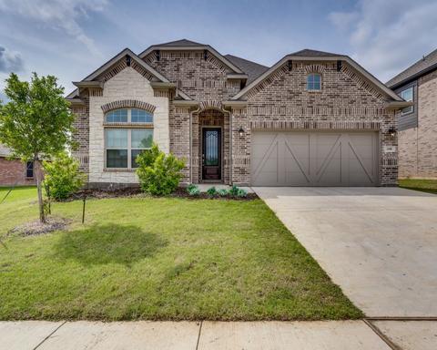 698 Harris Ridge Dr, Arlington, TX 76002