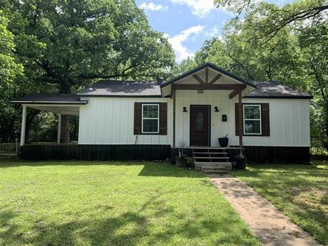 136 33rd Nw St, Paris, TX 75460