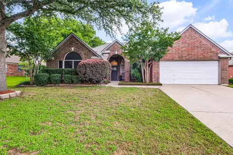 2418 Roundtable Ct, Grand Prairie, TX 75050