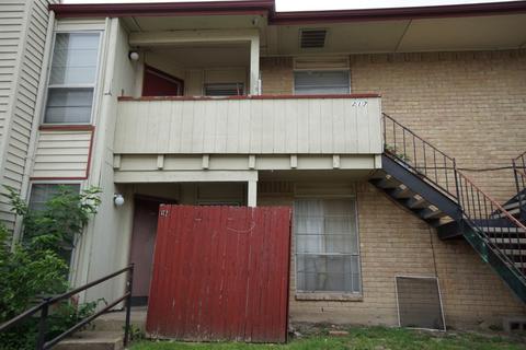 919 S Weatherred Dr #217, Richardson, TX 75080