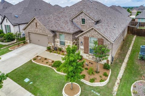 9721 Forester Trl, Oak Point, TX 75068