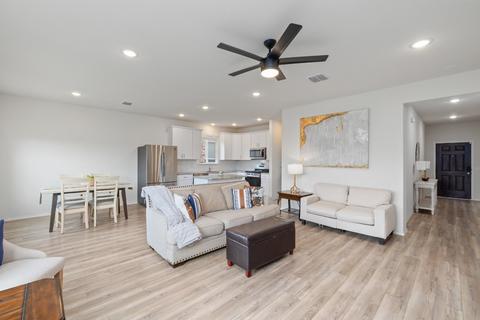 1209 Ridley St, Fort Worth, TX 76131